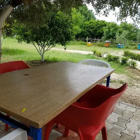 Garden Vila Jako شقة *